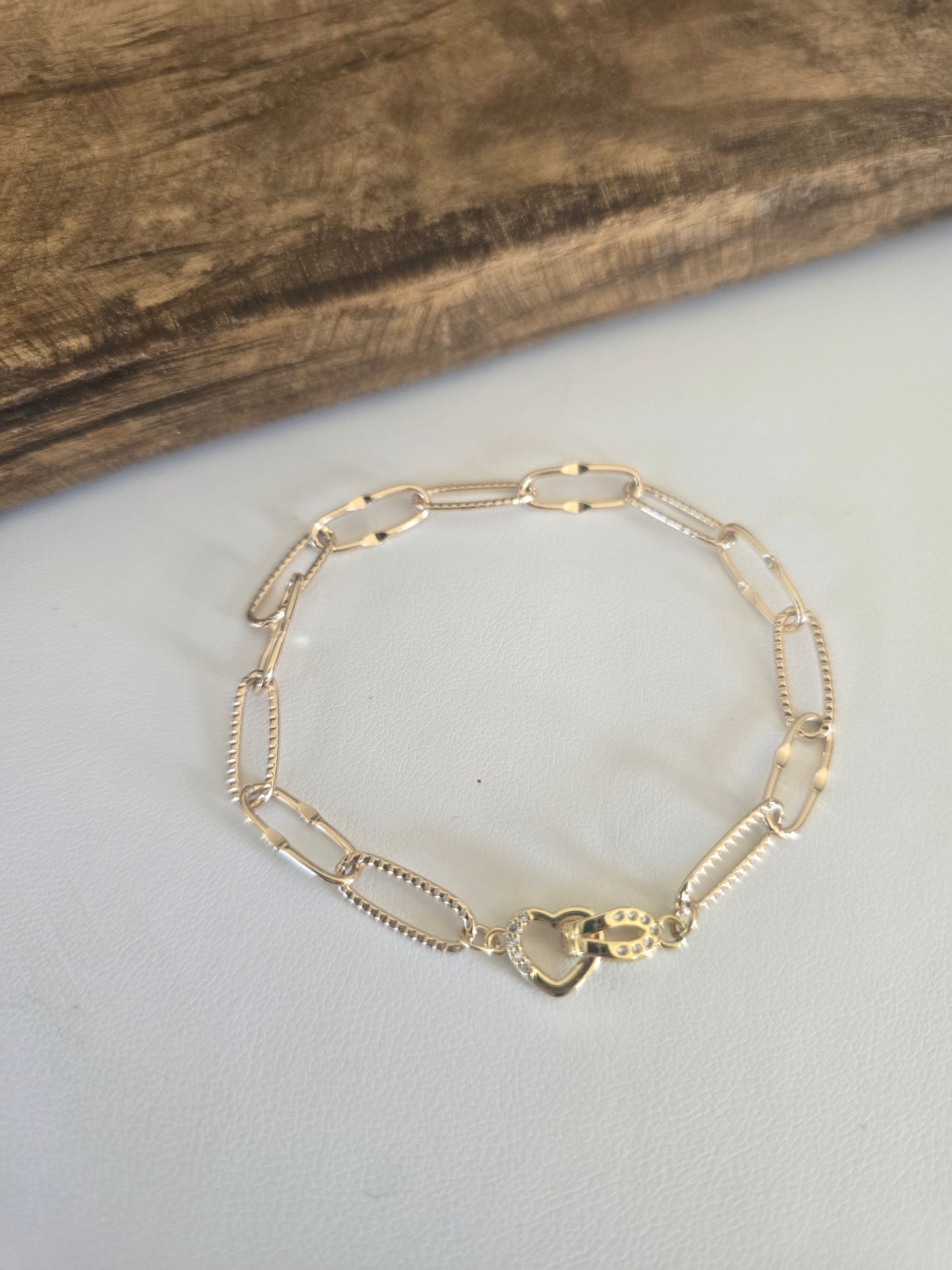 Textured Paperclip Heart Link Bracelet