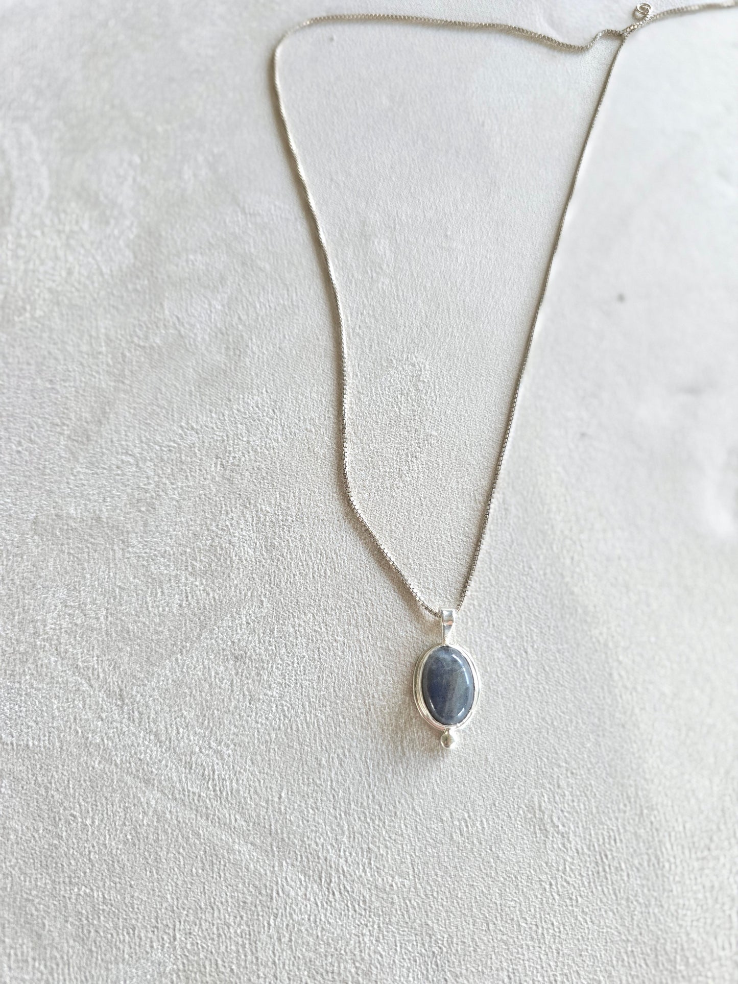 Hand-Crafted Labradorite Oval Pedant Necklae