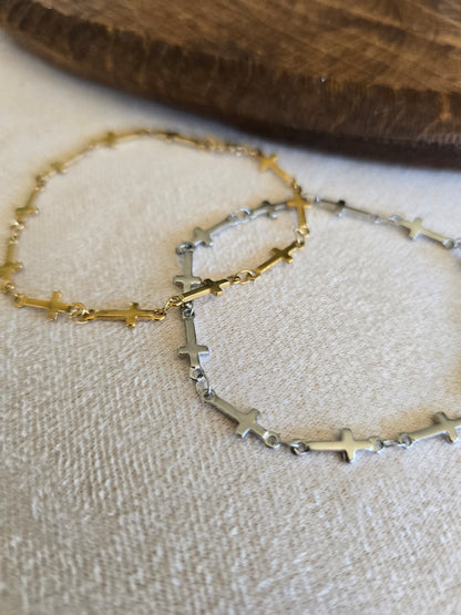 Cross Link Bracelet