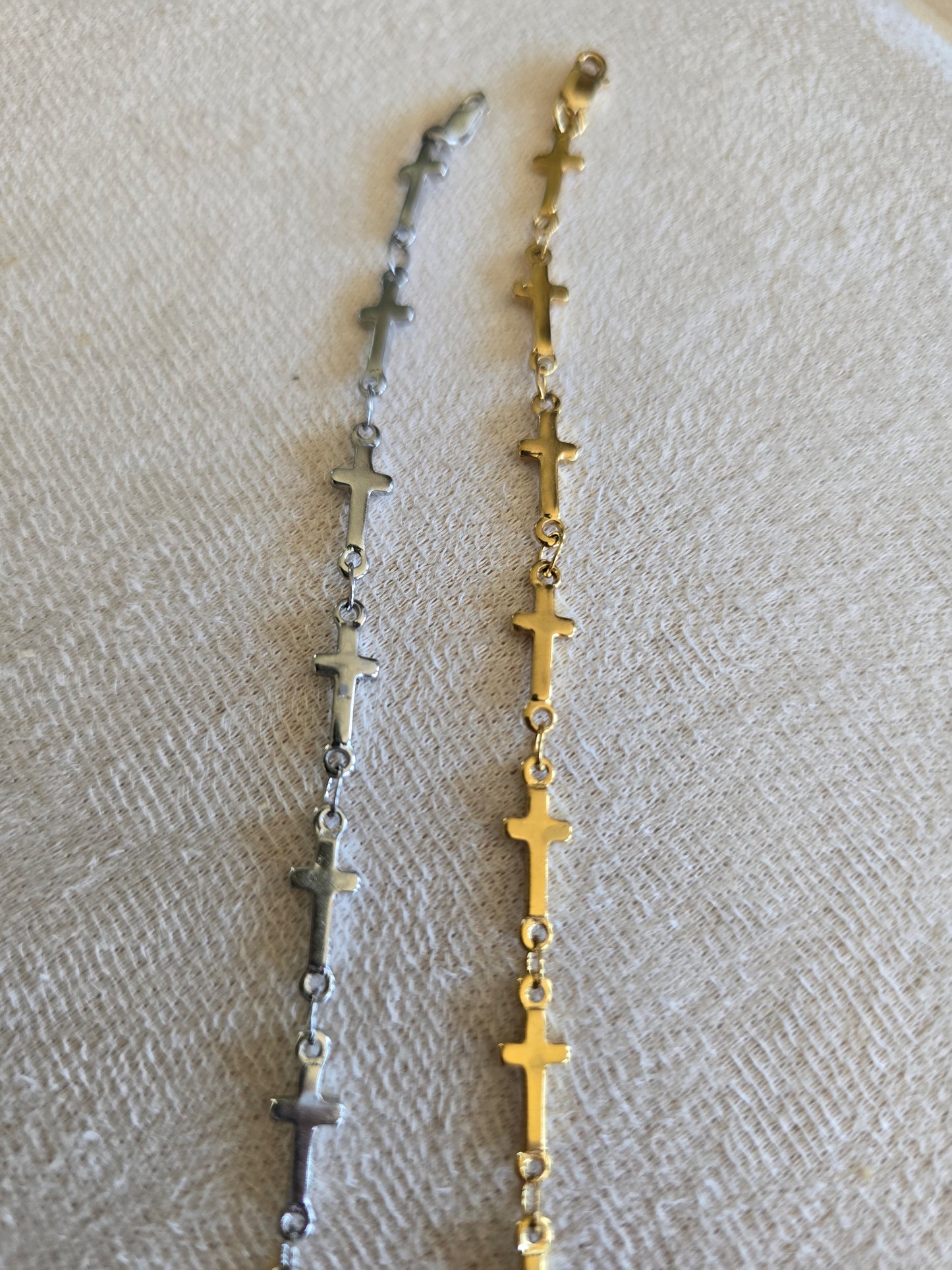 Cross Link Bracelet