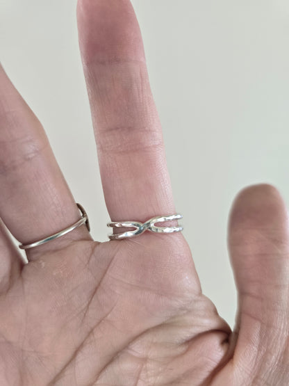 Moss Agate Racerback Ring