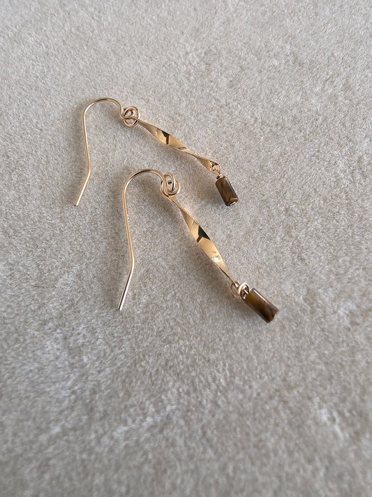 Tigers Eye Willow Drop